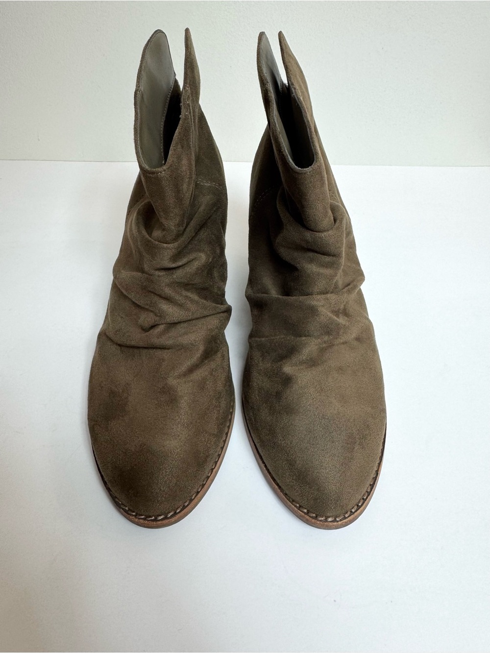 Diba Brown Suede Slouch Bootie Chunky Heel Almond Toe Women's 8.5 Fall - Picture 5 of 12